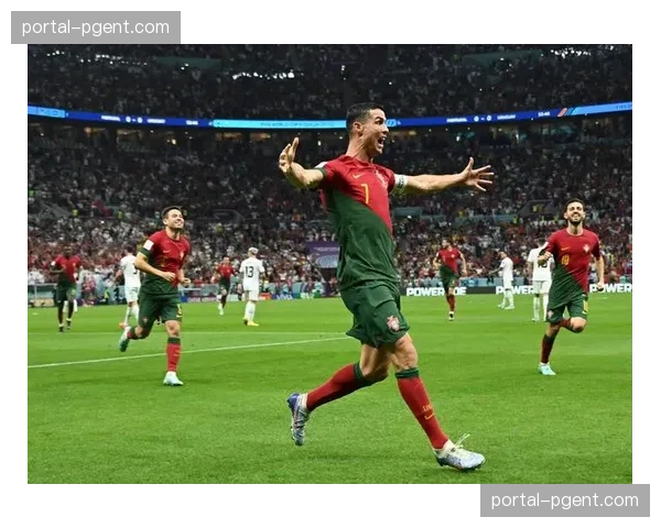 墨西哥城阿兹特克球场翻新完毕，世界杯揭幕战前迎葡萄牙友谊赛检验